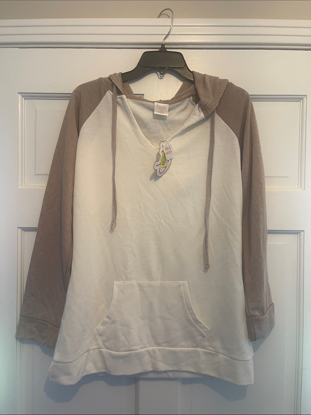 Jasmine & Ginger V-Neck Hooded Raglan Sweater in Cream and Taupe